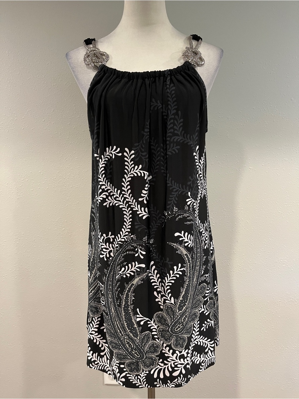 Black and White Printed Sleeveless‎ mini semi sheer a-line Dress size large